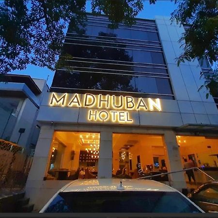 Madhuban Hotel , New Delhi Bagian luar foto